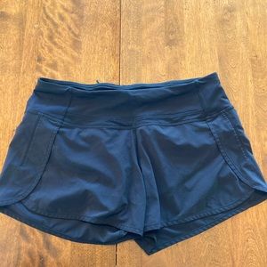 Lululemon black running short